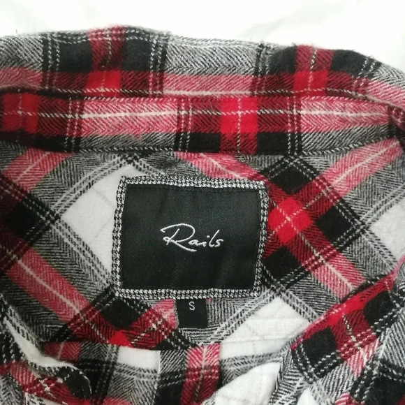 Rails Hunter Plaid Button Up Black White Red Brushed Rayon Small (XS/S) - Picture 13 of 15
